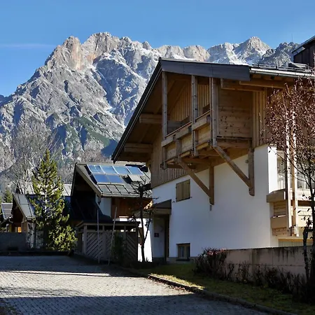 Eva - * 因特萨尔